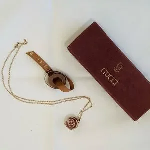 VINTAGE GUCCI watch on chain- beautiful necklace ?? Gucci | Accessories | Vintage Gucci Watch On Chain Beautiful  main image 4